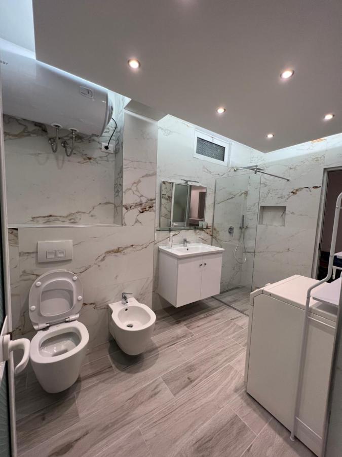 Apartment Tirana On Myslym Shyri Luaran gambar