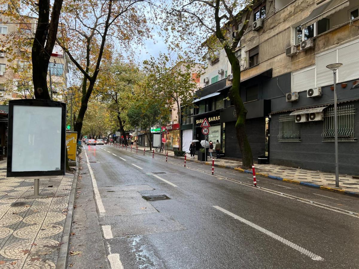 Apartment Tirana On Myslym Shyri Luaran gambar
