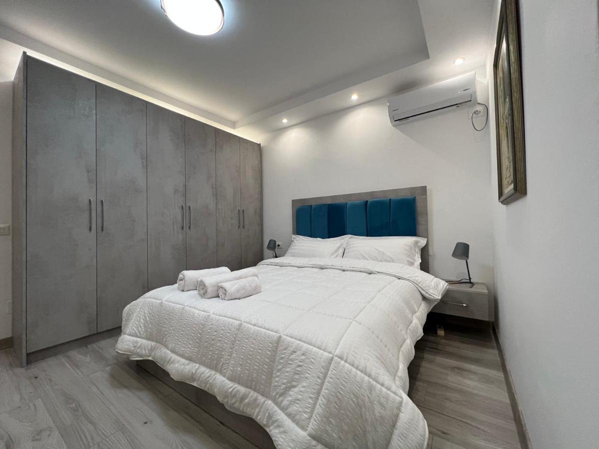 Apartment Tirana On Myslym Shyri Luaran gambar